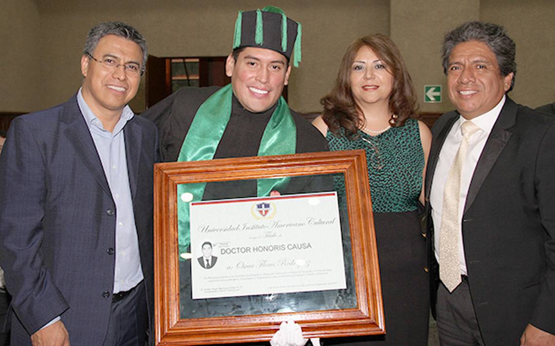 Cerimônia Honoris Causa prestigia personalidades no IESB