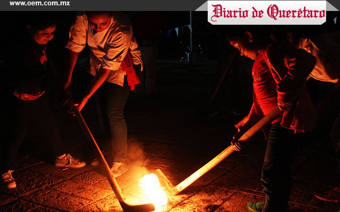 Representaron En Querétaro El “juego De La Pelota Encendida” El Sol De México Noticias 