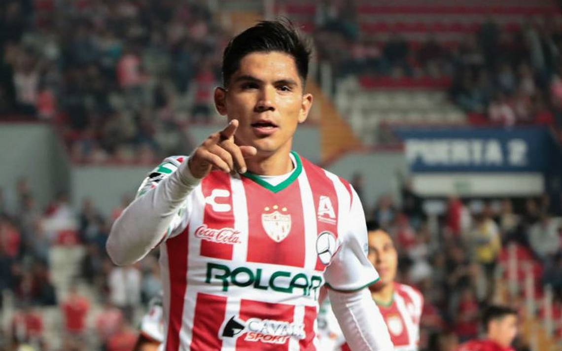 Barragan-necaxa-victoria.jpg