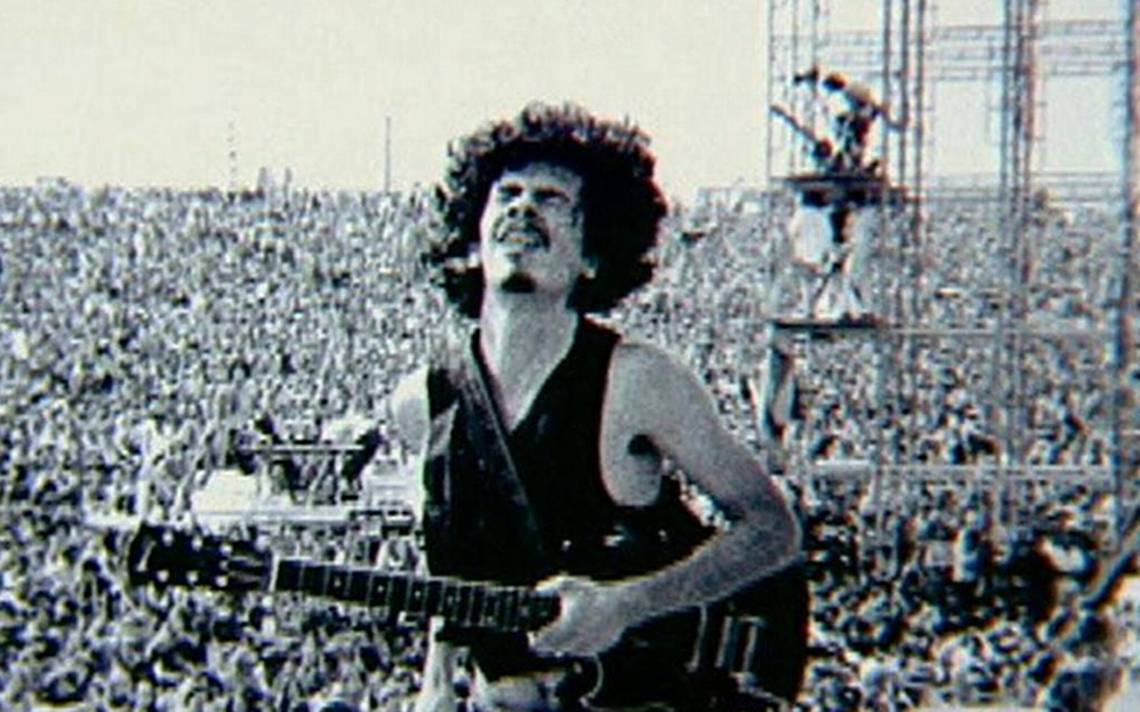 Carlos Santana, Woodstock 1969.  Woodstock music, Woodstock festival,  Woodstock 1969