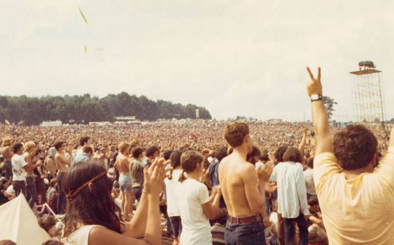 Carlos Santana, el MEXICANO que conquistó el Festival de Woodstock; así fue  su LEGENDARIA participación