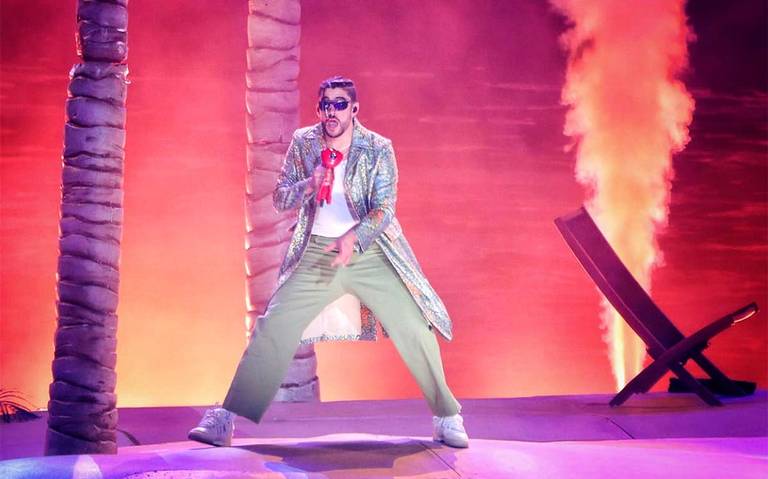 Bad Bunny reaparece en público en partido de Los Ángeles Lakers