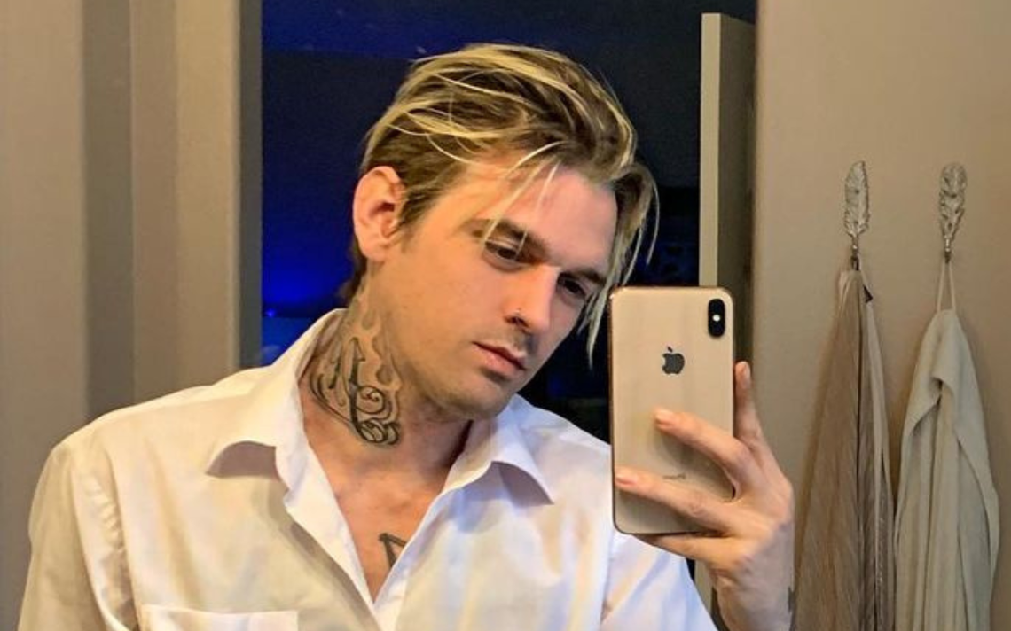 Aaron Carter’s mother reveals photos of the bathroom where the singer died