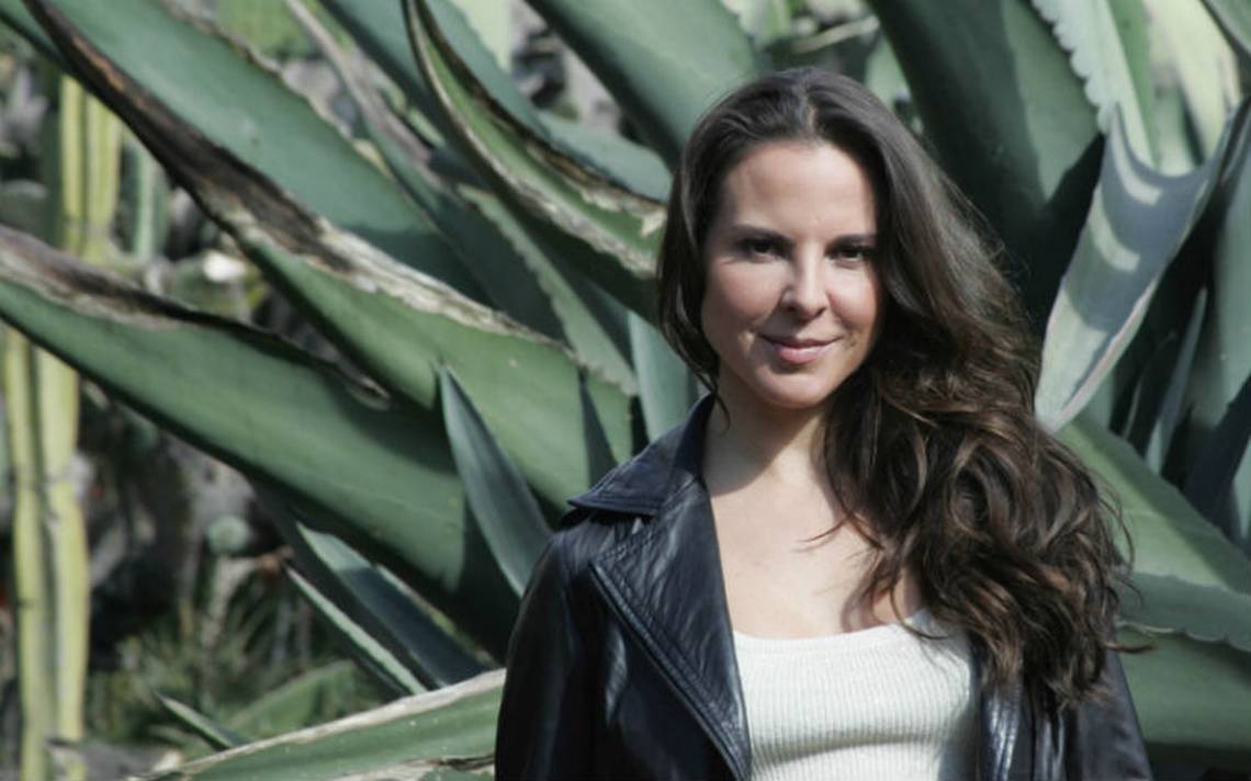 Kate del Castillo Kate del Castillo aparece desnuda en spa, la reina del  sur de la popular serie presume foto en instagramdesnuda a la Reina del Sur  en sesión de masaje -