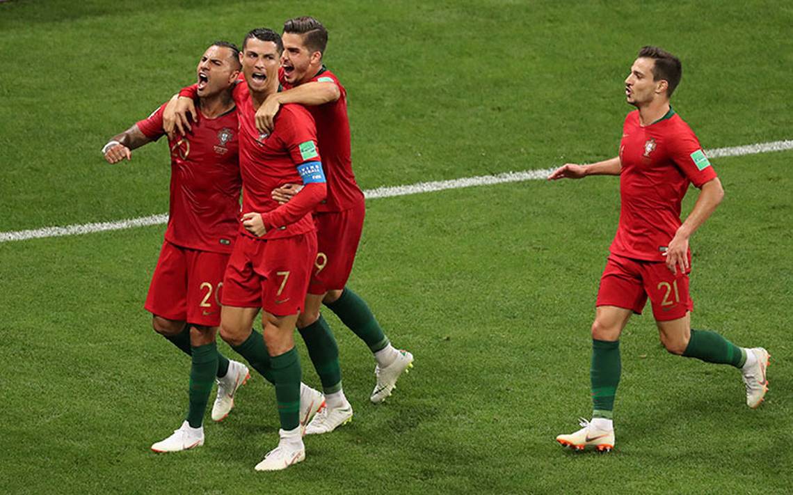 Uruguay vs Portugal 2018. Уругвай Португалия ЧМ 2018 расстановка.