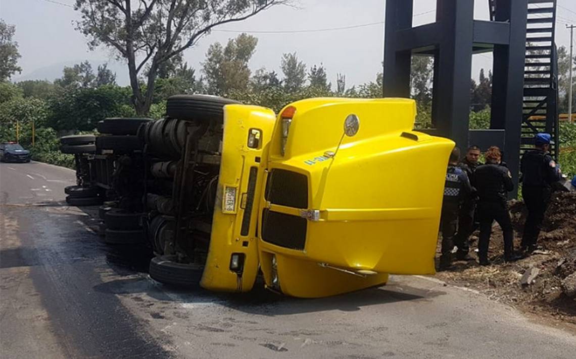 Volcadura De Tráiler En Anillo Periférico Y Calle 40 Provoca Afectación Vial El Sol De México 3278