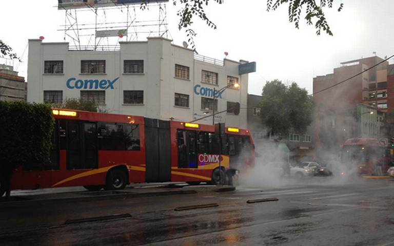 Arde Metrobús en la colonia Roma; no hay heridos - El Sol de México |  Noticias, Deportes, Gossip, Columnas