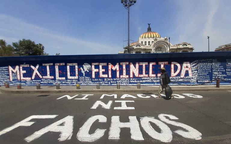 Carta a AMLO: Señor presidente, en México se protege el Palacio Nacional  antes que a las mujeres de los feminicidas y violadores, 8M: Día de la  Mujer