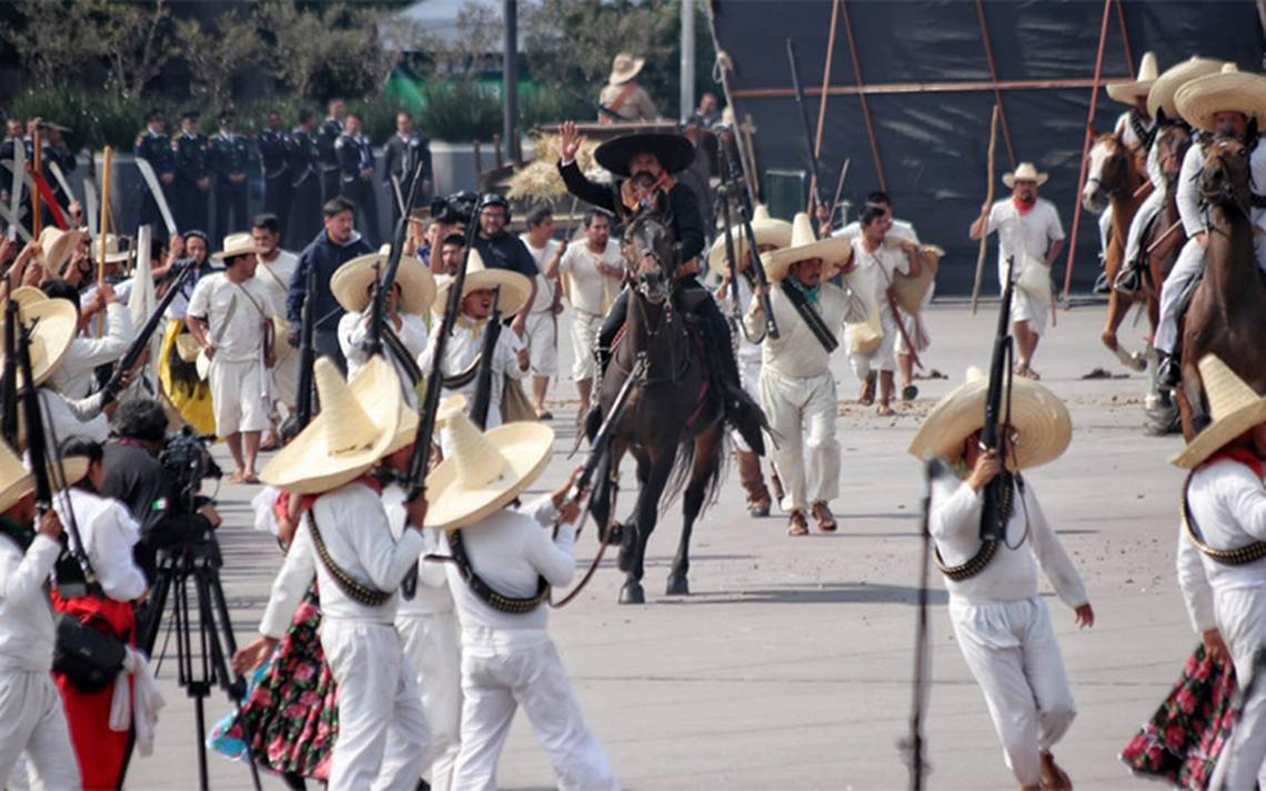 Entre escenificaciones y acrobacias, así se vivió el desfile del 20 de