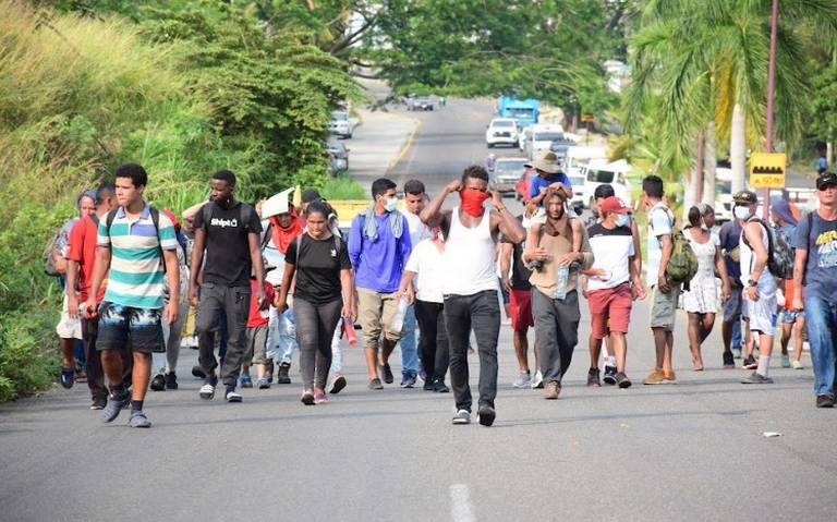 Caravanas migrantes siguen atravesando M xico a pesar de amenazas