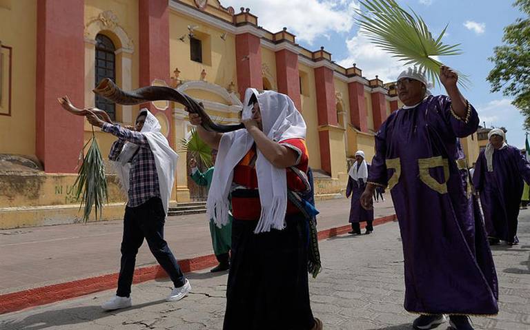 Indígenas de Chiapas desafían cuarentena con procesión de Semana Santa - El  Sol de México | Noticias, Deportes, Gossip, Columnas