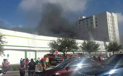 Hoy Tamaulipas - Accidentes en Tamaulipas Desalojan tienda Coppel de  Reynosa por fuerte olor a gas